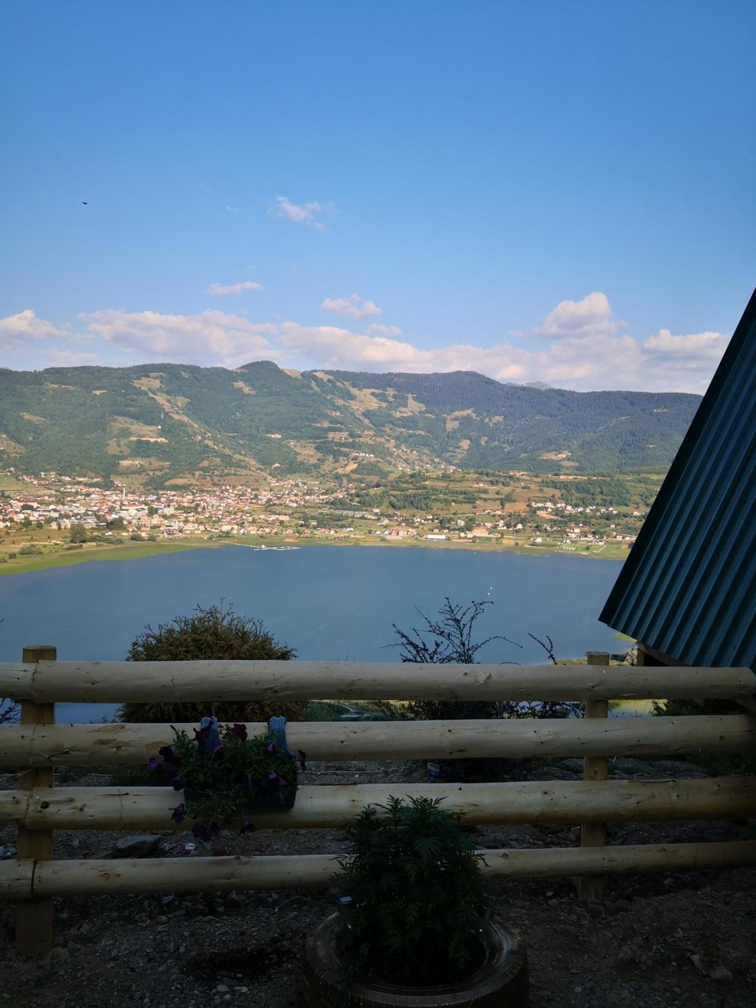 Suncani Brijeg Eco Village 普拉夫 外观 照片