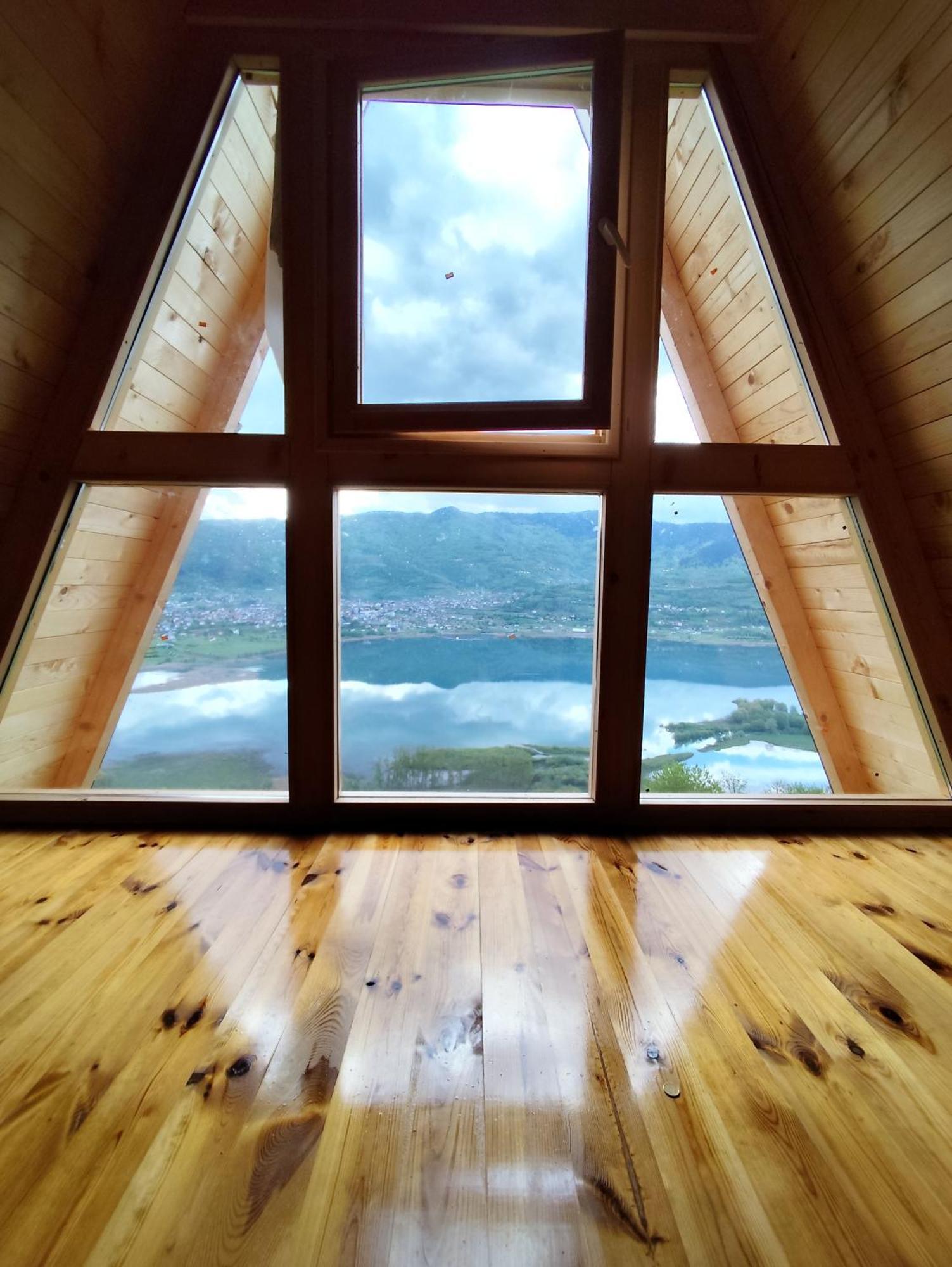 Suncani Brijeg Eco Village 普拉夫 外观 照片